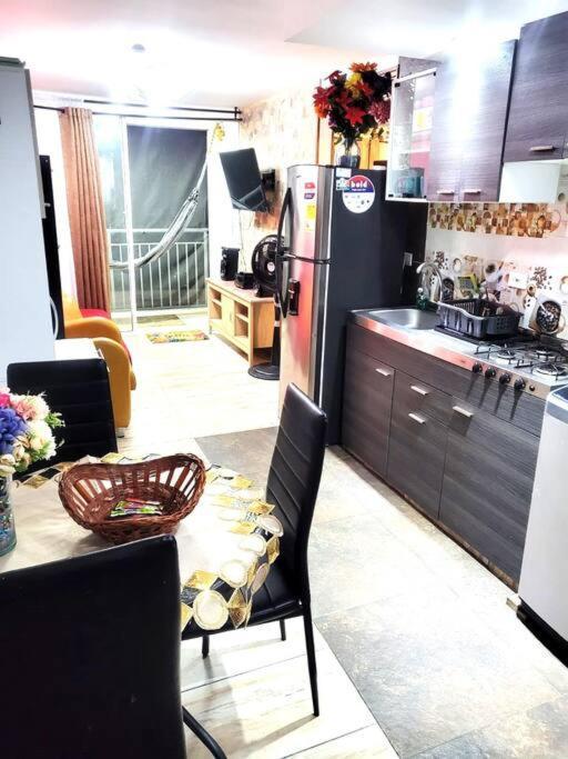 Apartamento Piso Rosa En El Rodadero Con Piscina Y Amenidades *